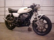 Yamaha Rd400