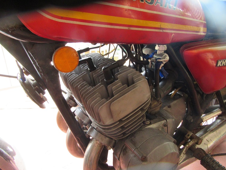 netbikes Kawasaki KH250 Triple Motorcycle AUCTIONS Motorcycle Sales