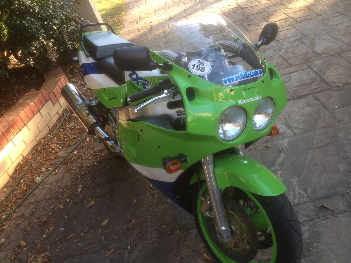 Kawasaki ZXR750 H1