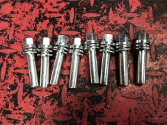 Suzuki T20 T250 T350 GT250 head Bolts