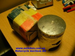 Kawasaki KD175 Piston