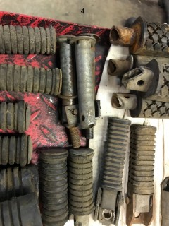 Foot pegs 3