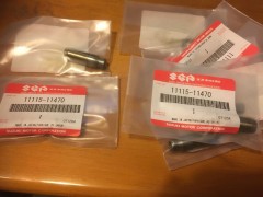 GSX250 Suzuki Valve Guides x 8