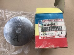 Kawasaki NOS NEW 13027-065 Piston O/S .040 KD KD175 ...KE175