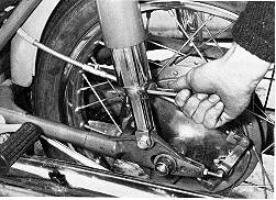 Honda CB77 rear hub