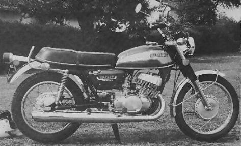 Suzuki T500 Motorcycle Picture